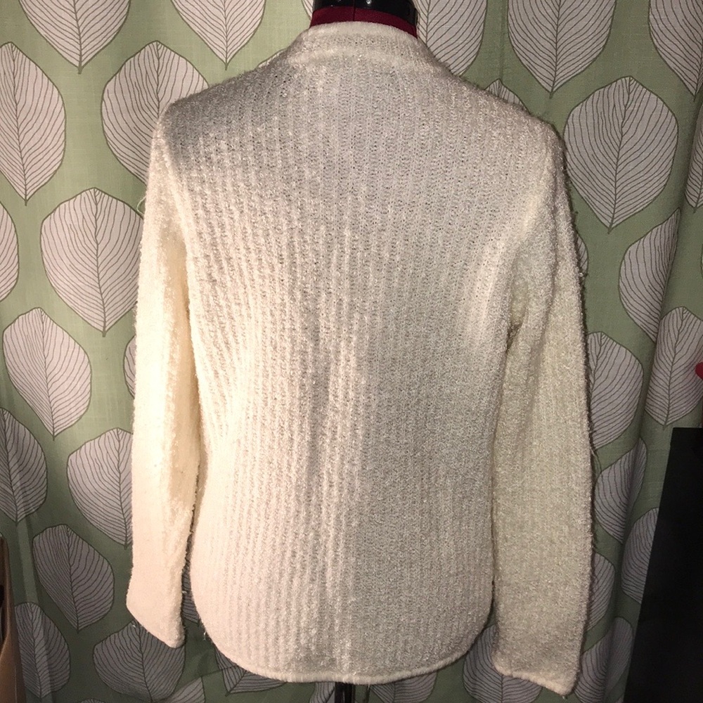 Sweater🎄🌹 - Picture 2 of 5